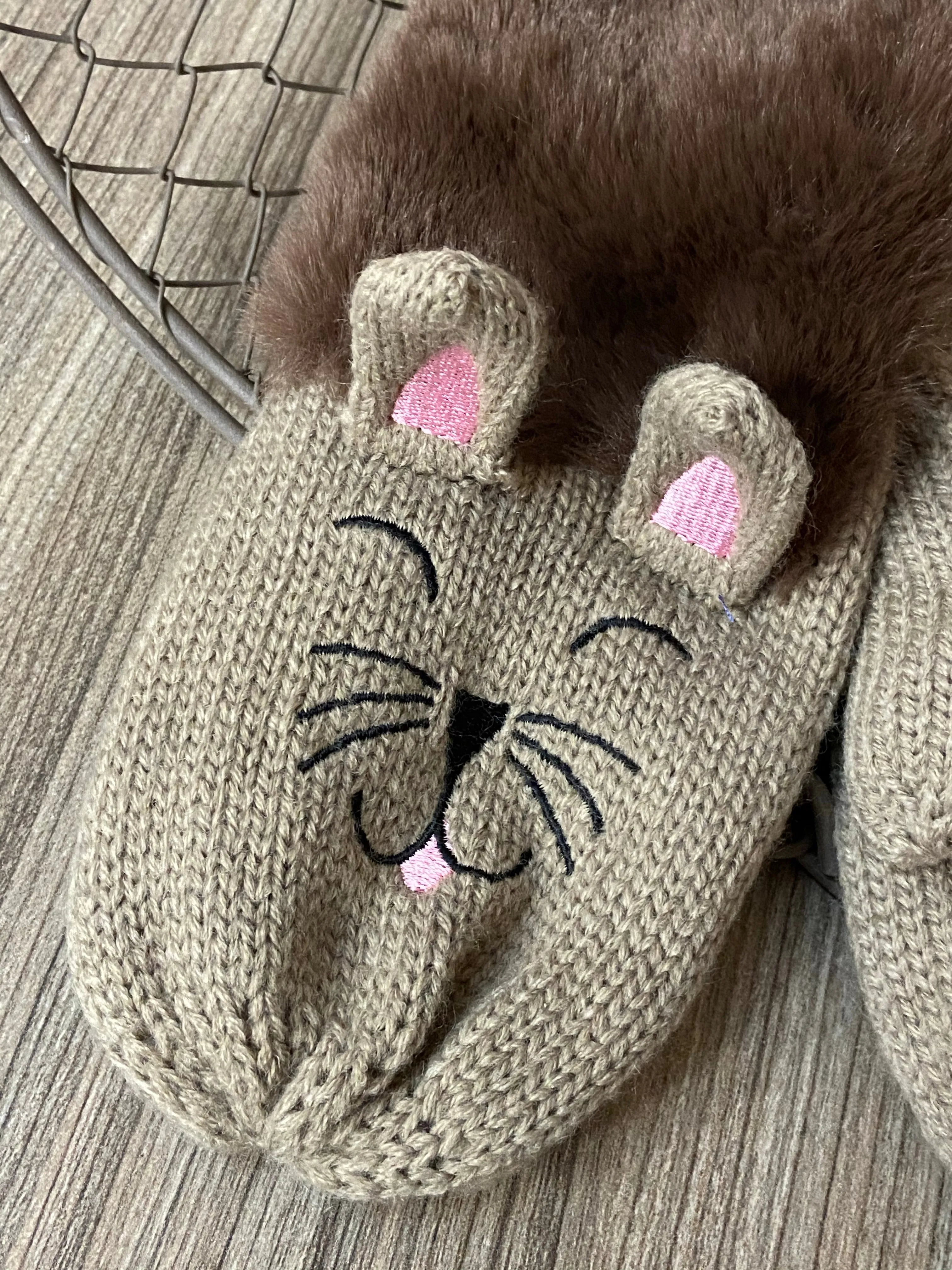 Critter Mitts Kitten
