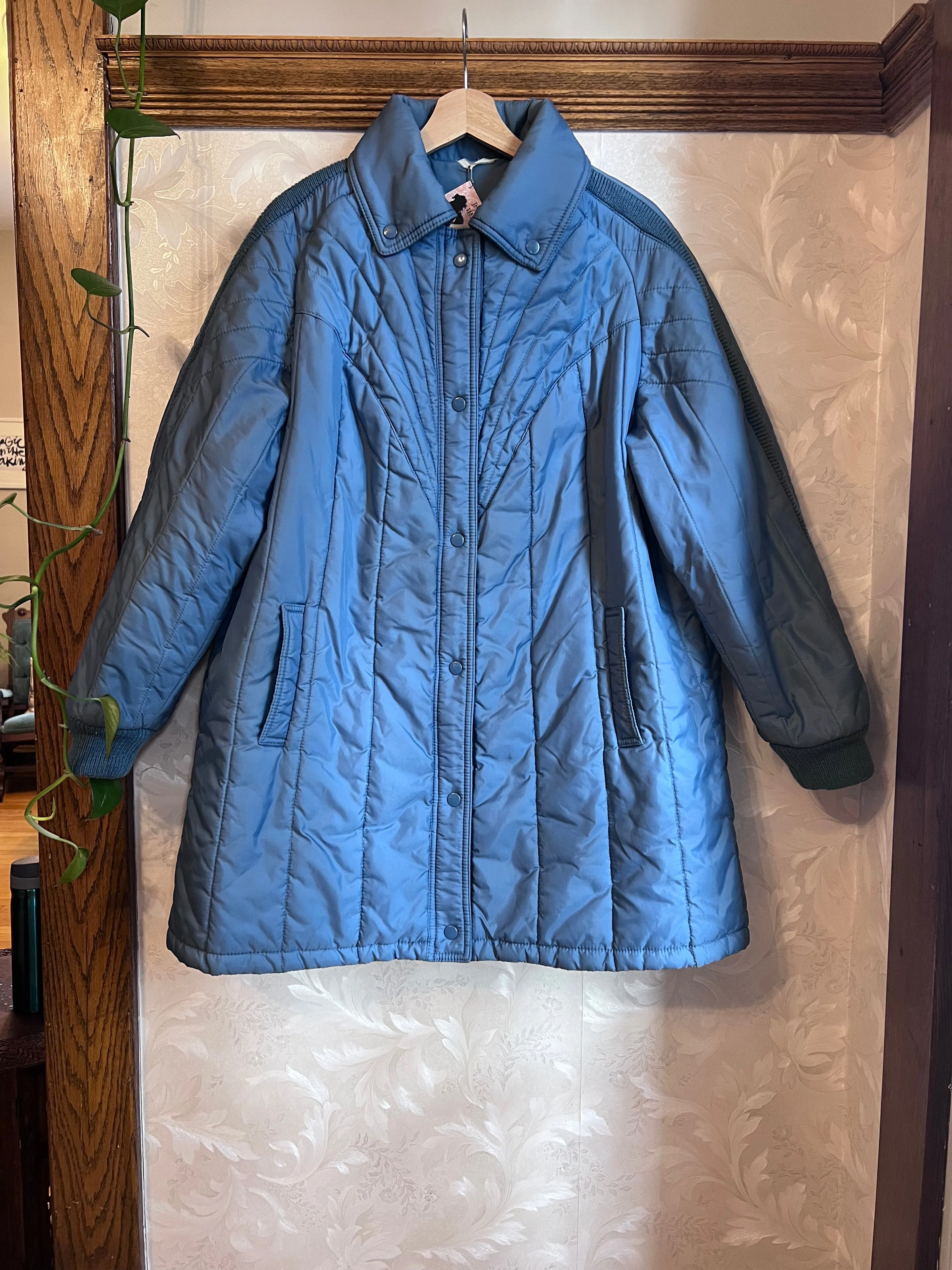 Vintage 70's Nylon Powder Blue Chevron Quilted Coat (2XL)